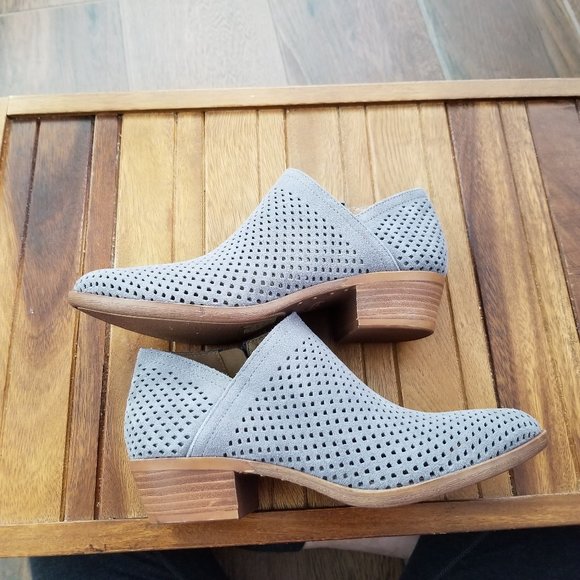 Lucky Brand Grey Suede Ankle Boot - Picture 3 of 6